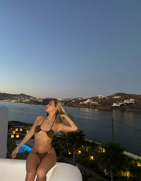 Naakte gelekte OnlyFans-foto van Desireelanza