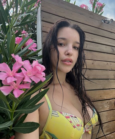Naakte gelekte OnlyFans-foto van Solllomia