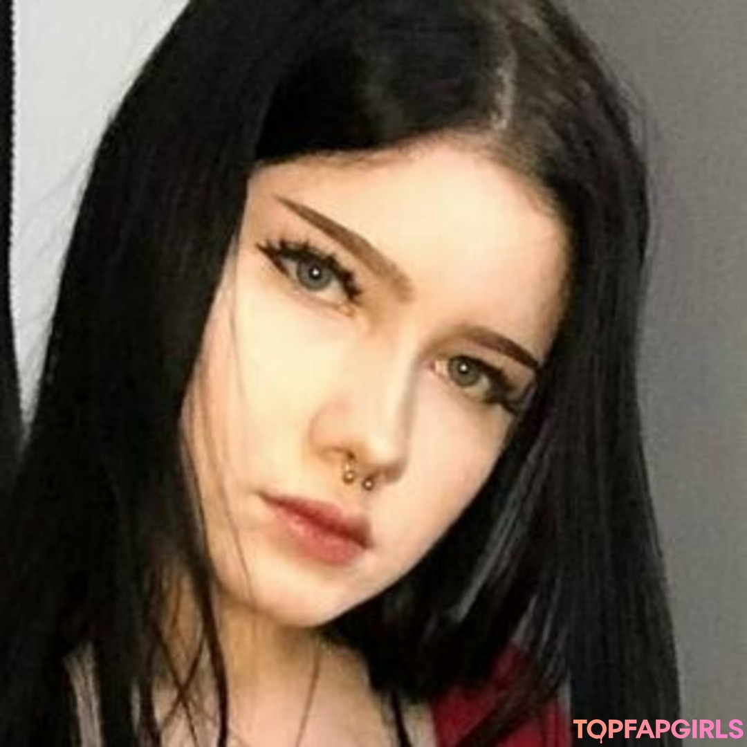 Naakte gelekte OnlyFans-foto van Astridgothly #3 Naakte gelekte OnlyFans-foto van Astridgothly #3