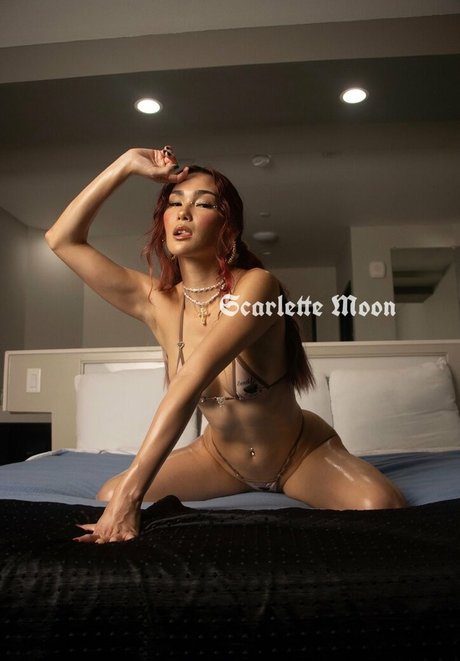 Naakte gelekte OnlyFans-foto van Scarlettemoon