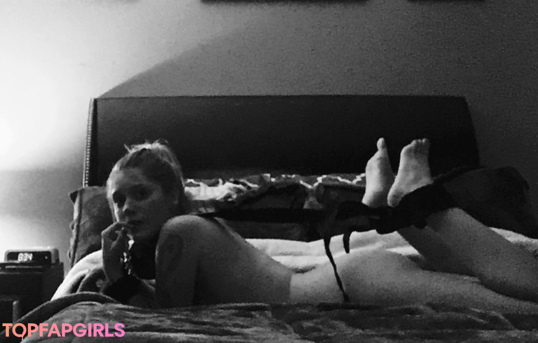 Naakte gelekte OnlyFans-foto van Iamlydiafoxx #55 Naakte gelekte OnlyFans-foto van Iamlydiafoxx #55