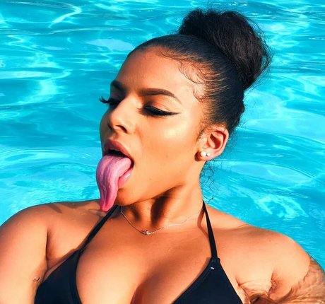 Long Tongue Fetish