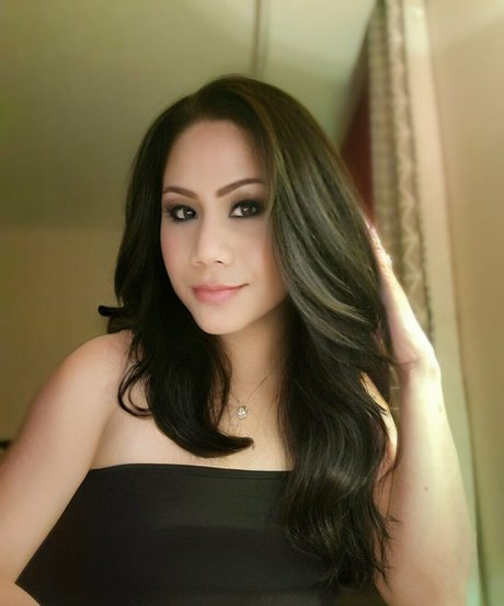 Naakte gelekte OnlyFans-foto van Ayavonlee