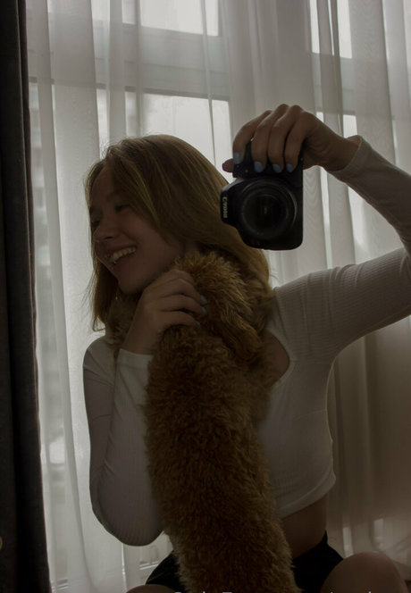 Naakte gelekte OnlyFans-foto van Valery