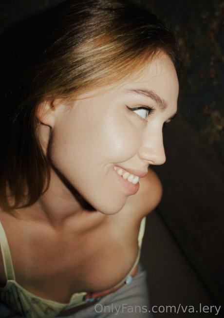 Naakte gelekte OnlyFans-foto van Valery