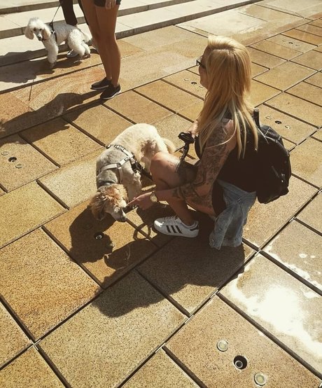 Naakte gelekte OnlyFans-foto van Alexandra Tokay
