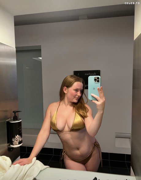Naakte gelekte OnlyFans-foto van Kajamood