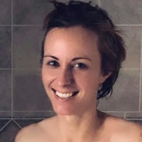 Naakte gelekte OnlyFans-foto van Eroticnaturegirl
