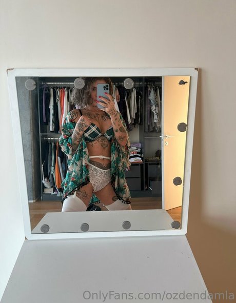 Naakte gelekte OnlyFans-foto van Damlaozden