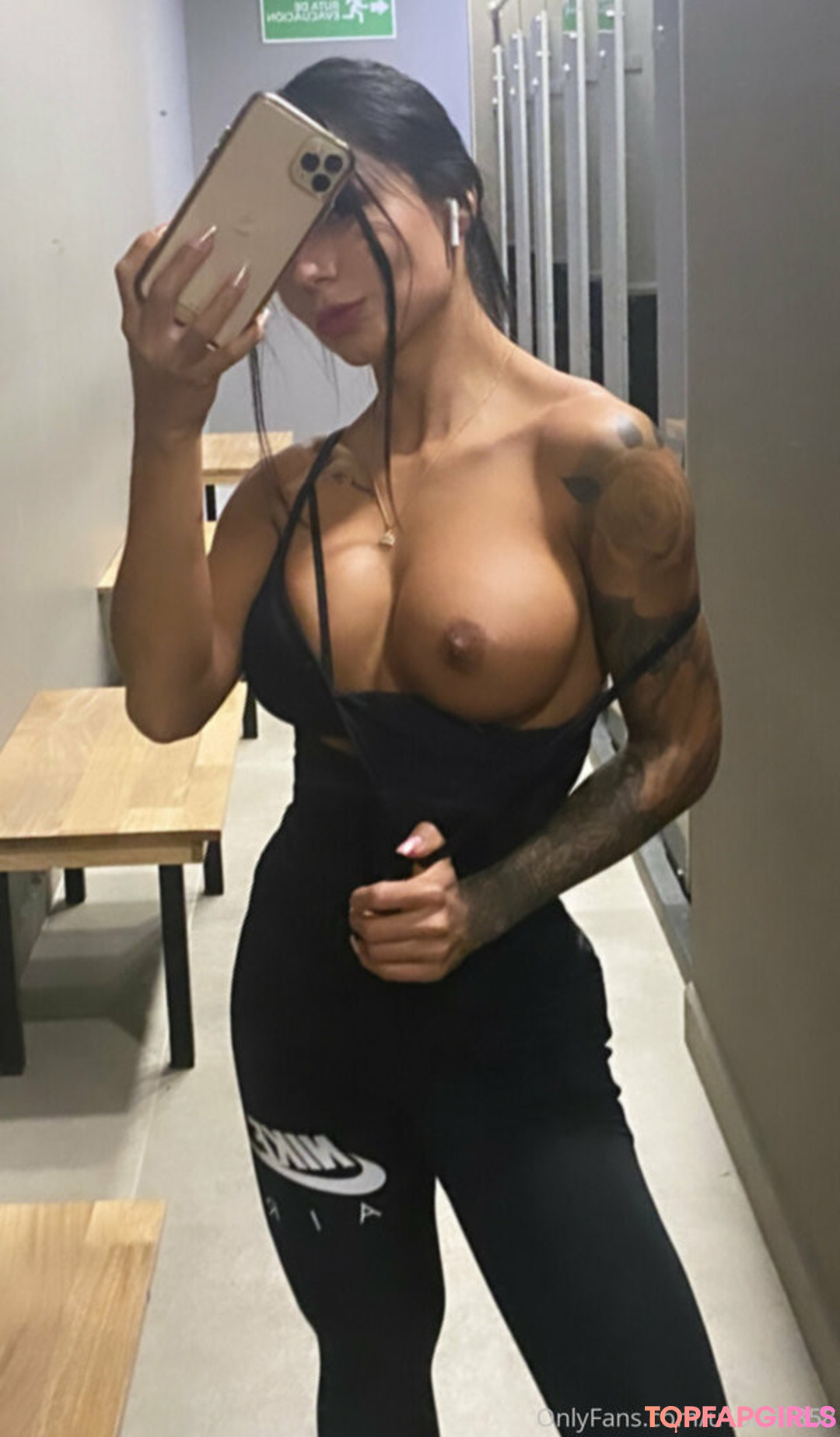 Naakte gelekte OnlyFans-foto van Diana Rivera #11 Naakte gelekte OnlyFans-foto van Diana Rivera #11