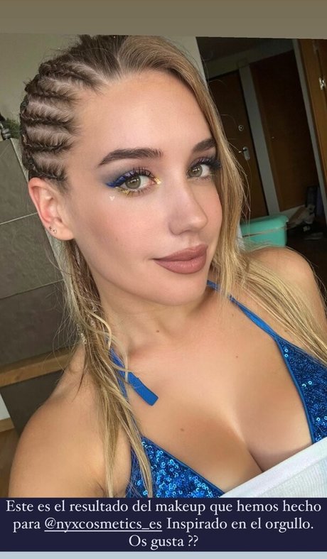 Naakte gelekte OnlyFans-foto van Llunaclark