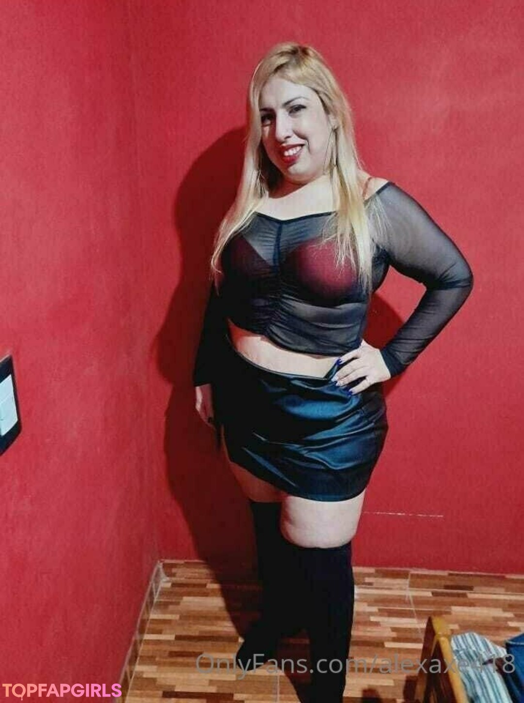 Naakte gelekte OnlyFans-foto van Alexaxe418 #2 Naakte gelekte OnlyFans-foto van Alexaxe418 #2