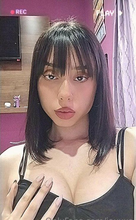 Naakte gelekte OnlyFans-foto van Hotperson222