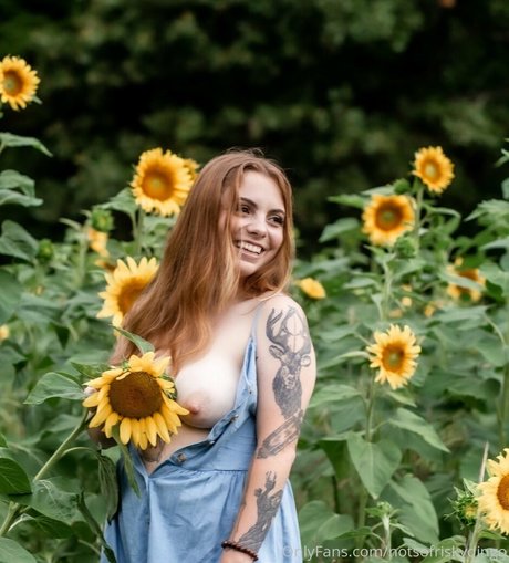 Naakte gelekte OnlyFans-foto van Notsofriskydingo
