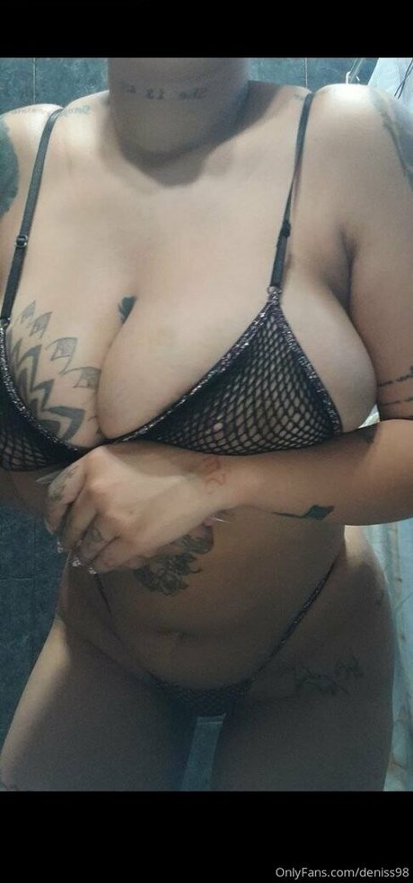 Naakte gelekte OnlyFans-foto van Deniss98