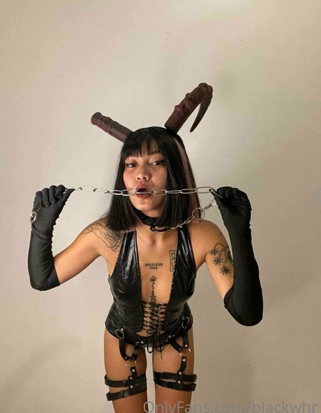 Naakte gelekte OnlyFans-foto van Mystery666girl