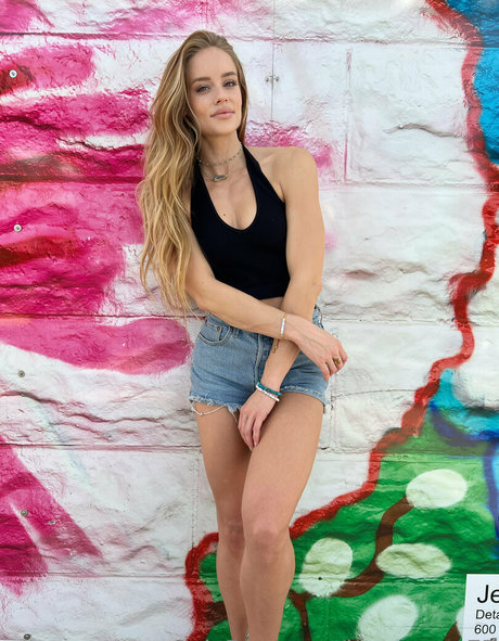 Laurenann77