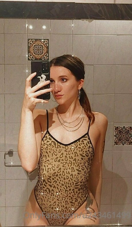 Naakte gelekte OnlyFans-foto van Hotlexxxi