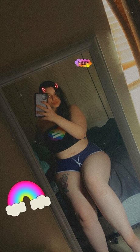 Naakte gelekte OnlyFans-foto van Realginawaters