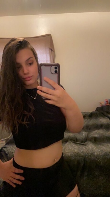 Naakte gelekte OnlyFans-foto van Realginawaters