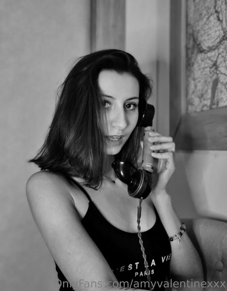 Naakte gelekte OnlyFans-foto van Amyvalentinexxx