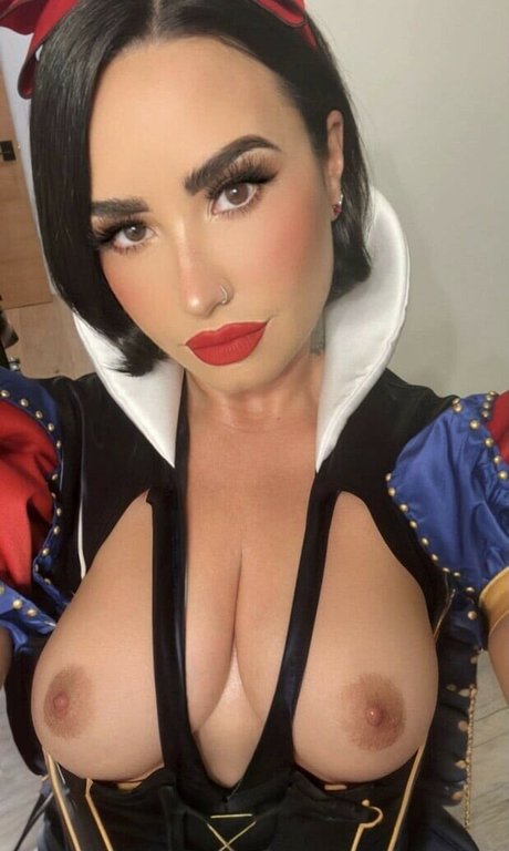 Naakte gelekte OnlyFans-foto van Demi Lovato Ai Porn