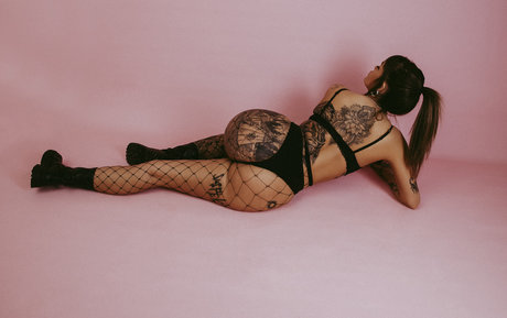 Naakte gelekte OnlyFans-foto van Lasse Lagoni