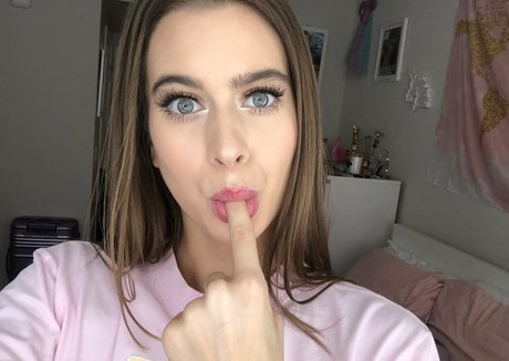 Naakte gelekte OnlyFans-foto van Jillkassidyy