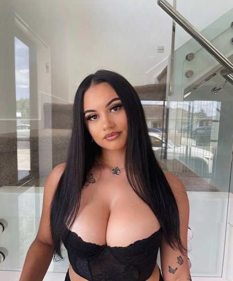 Taylaraywhite