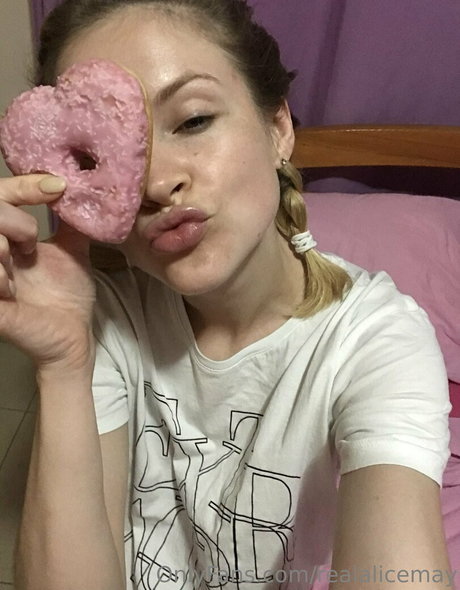 Naakte gelekte OnlyFans-foto van Sweetheartgirl