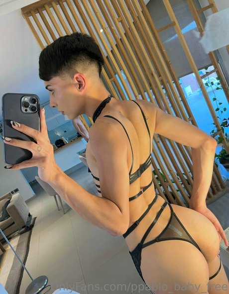Naakte gelekte OnlyFans-foto van Ppablobabyfree