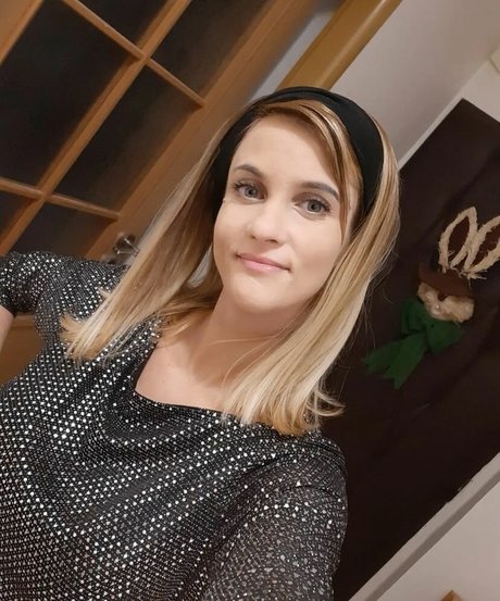 Naakte gelekte OnlyFans-foto van Bunnyzuz