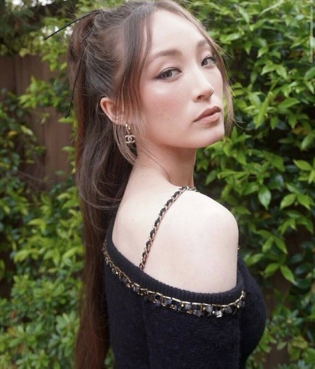 Naakte gelekte OnlyFans-foto van Havana Rose Liu