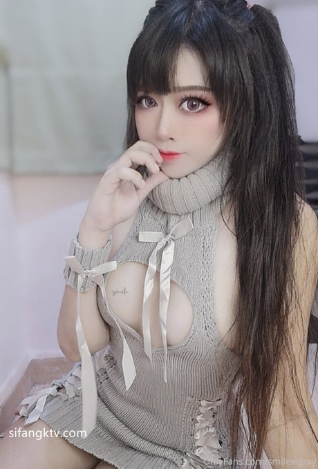 Naakte gelekte OnlyFans-foto van Queencosth