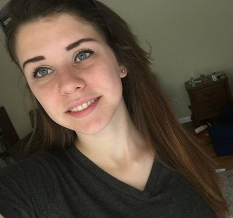 Naakte gelekte OnlyFans-foto van Emily Giangaspro