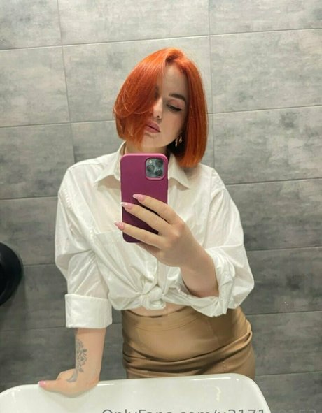 Naakte gelekte OnlyFans-foto van Sarahholland