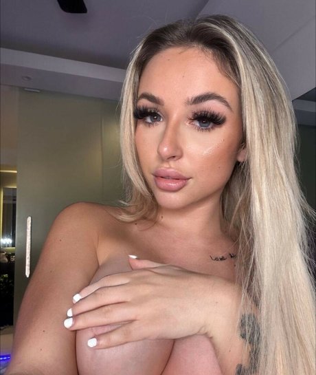 Sophielouise1x