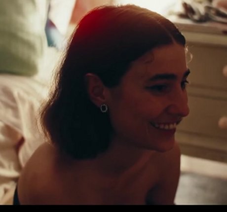 Naakte gelekte OnlyFans-foto van Explicit Movie Sex Scenes
