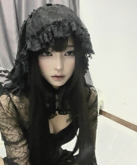 Daturakisses