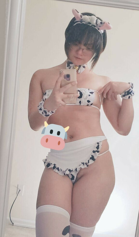 Naakte gelekte OnlyFans-foto van Yousoromi