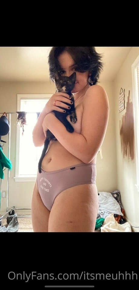 Naakte gelekte OnlyFans-foto van Ophradite