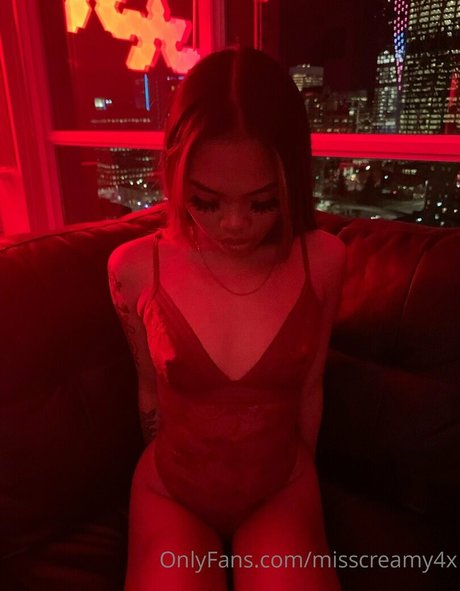 Naakte gelekte OnlyFans-foto van Xtraccreamy