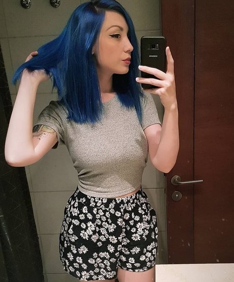 Naakte gelekte OnlyFans-foto van Thais Joga