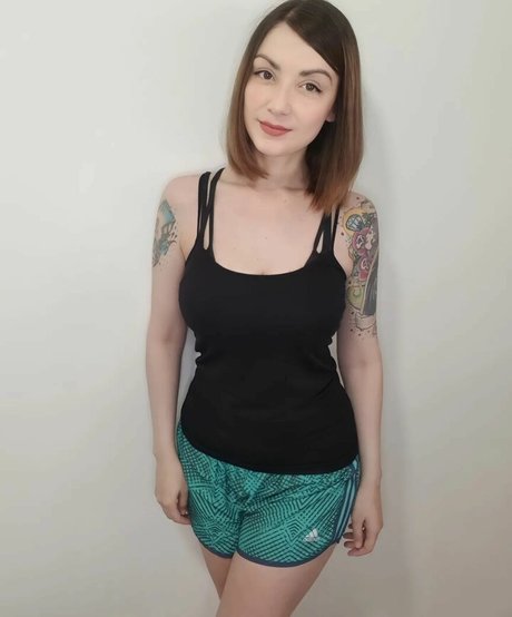 Naakte gelekte OnlyFans-foto van Thais Joga