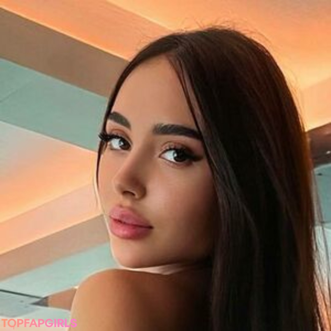 Naakte gelekte OnlyFans-foto van Ana Teodora #6 Naakte gelekte OnlyFans-foto van Ana Teodora #6