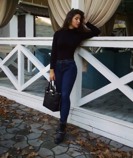 Valeriia Simavonian