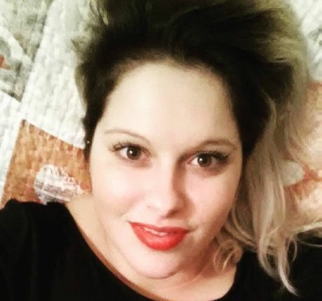 Naakte gelekte OnlyFans-foto van Valentina Morselli