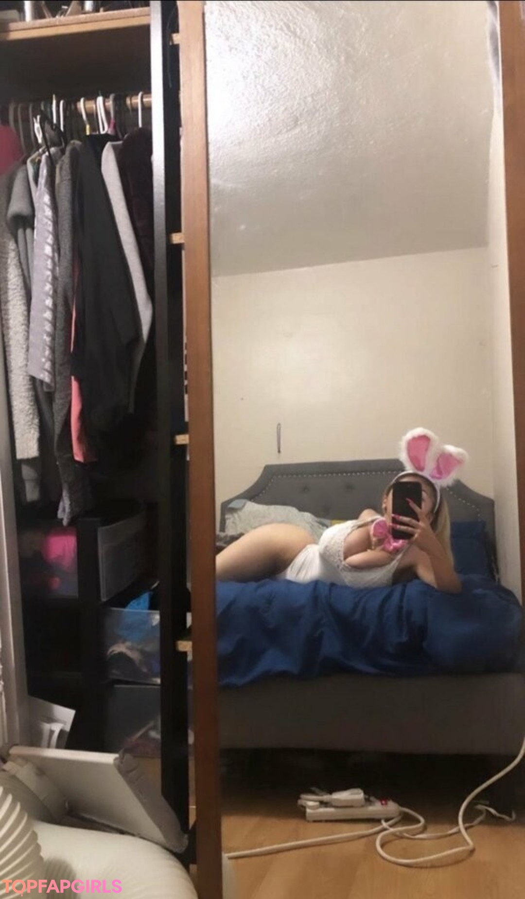 Naakte gelekte OnlyFans-foto van Princessemilyyyy #34 Naakte gelekte OnlyFans-foto van Princessemilyyyy #34