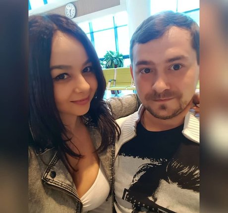 Naakte gelekte OnlyFans-foto van Elena M