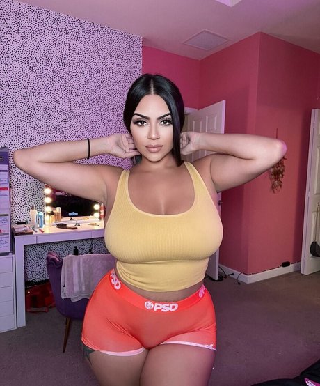 Jessenia Rebecca